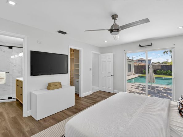 714 SW 25th Avenue, Boynton Beach FL 33435
