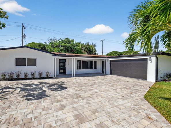 714 SW 25th Avenue, Boynton Beach FL 33435
