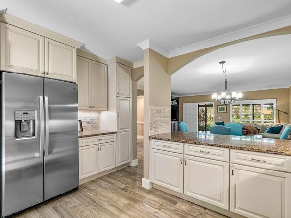 11223 Pond View Drive A102, Wellington FL 33414