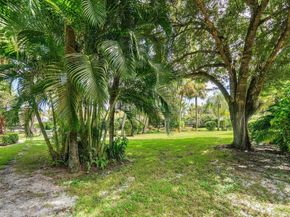 11223 Pond View Drive A102, Wellington FL 33414