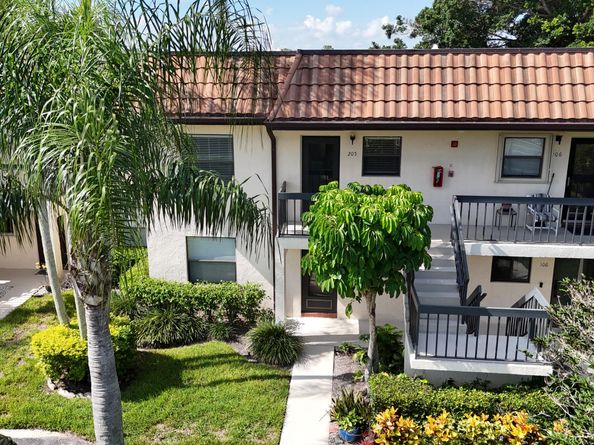 7214 Golf Colony Court 205, Lake Worth FL 33467