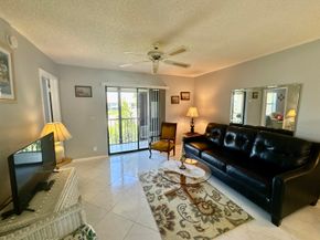 7214 Golf Colony Court 205, Lake Worth FL 33467