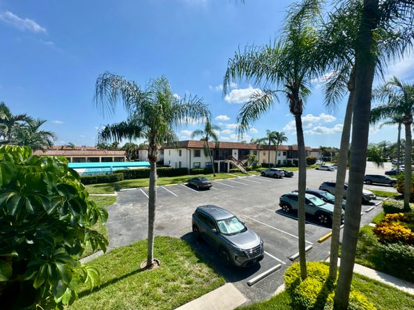 7214 Golf Colony Court 205, Lake Worth FL 33467