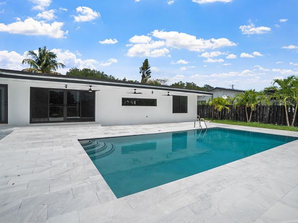 1860 NE 199th Street, Miami FL 33179