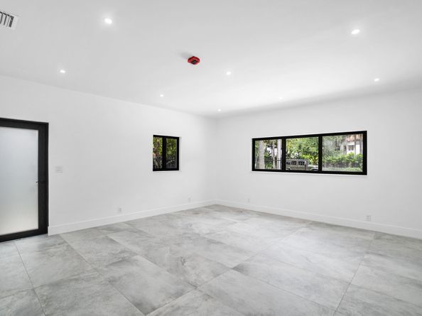 1860 NE 199th Street, Miami FL 33179