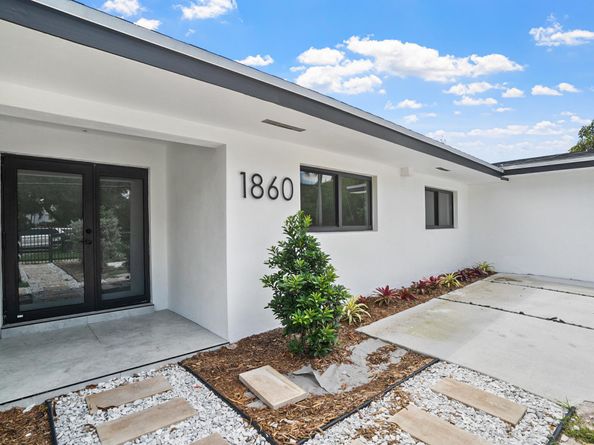 1860 NE 199th Street, Miami FL 33179