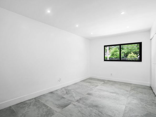 1860 NE 199th Street, Miami FL 33179