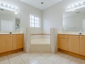 14772 SW 161st Pl, Miami FL 33196