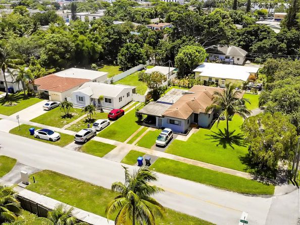 433 N 26th Ave, Hollywood FL 33020