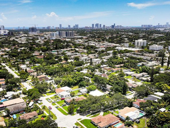 433 N 26th Ave, Hollywood FL 33020