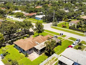 433 N 26th Ave, Hollywood FL 33020
