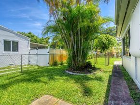 433 N 26th Ave, Hollywood FL 33020