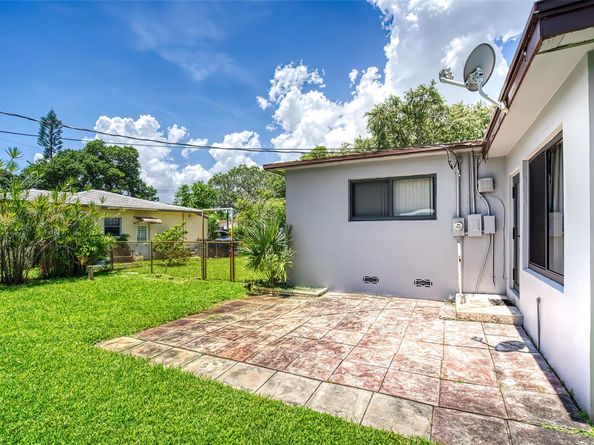 433 N 26th Ave, Hollywood FL 33020