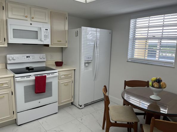 250 John F Kennedy Drive 107, Atlantis FL 33462