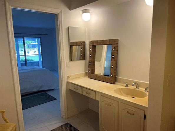 250 John F Kennedy Drive 107, Atlantis FL 33462