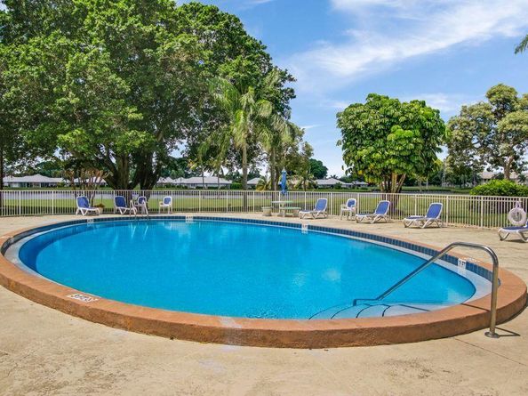 250 John F Kennedy Drive 107, Atlantis FL 33462
