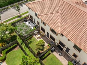 9573 Town Parc Cir S, Parkland FL 33076