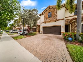 9573 Town Parc Cir S, Parkland FL 33076