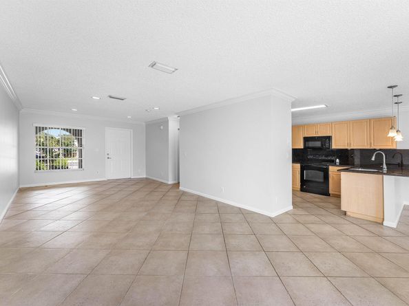 3256 Commodore Court, West Palm Beach FL 33411