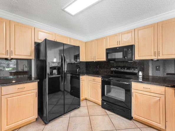 3256 Commodore Court, West Palm Beach FL 33411