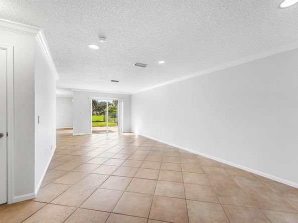 3256 Commodore Court, West Palm Beach FL 33411