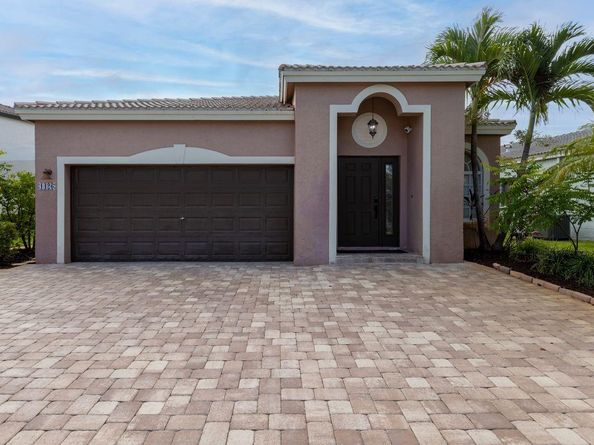 1426 SW 45th Way, Deerfield Beach FL 33442