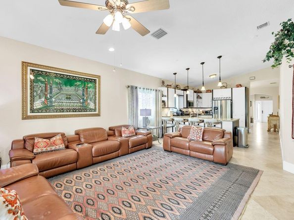 1426 SW 45th Way, Deerfield Beach FL 33442