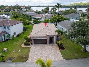 1426 SW 45th Way, Deerfield Beach FL 33442