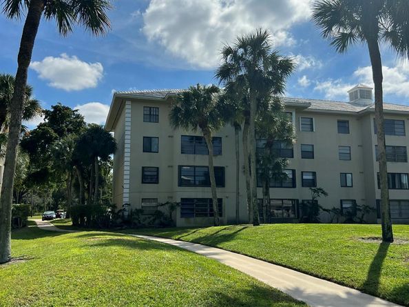 3501 Village Boulevard 406, West Palm Beach FL 33409