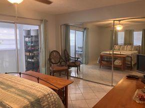 337 Camden O, West Palm Beach FL 33417