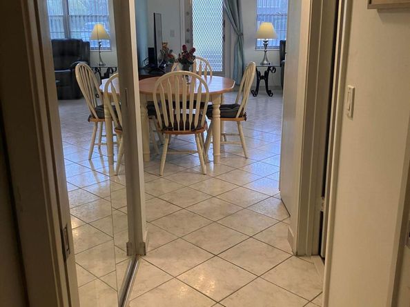 337 Camden O, West Palm Beach FL 33417