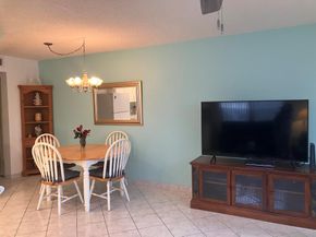 337 Camden O, West Palm Beach FL 33417