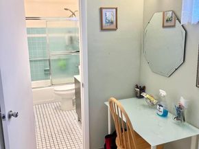 16790 NE 14th Avenue 215, Miami FL 33162