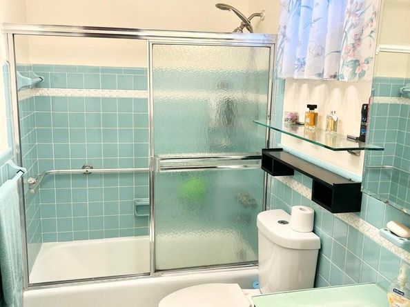 16790 NE 14th Avenue 215, Miami FL 33162
