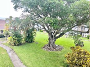 16790 NE 14th Avenue 215, Miami FL 33162