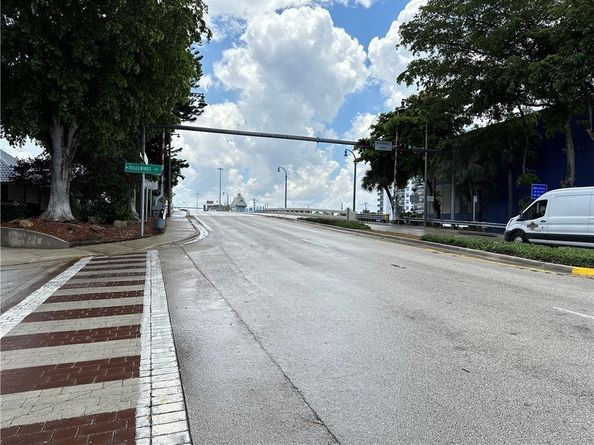 2811 NE 51st St 6, Fort Lauderdale FL 33308