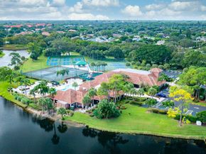 705 Harbour Pointe Way 705, Greenacres FL 33413