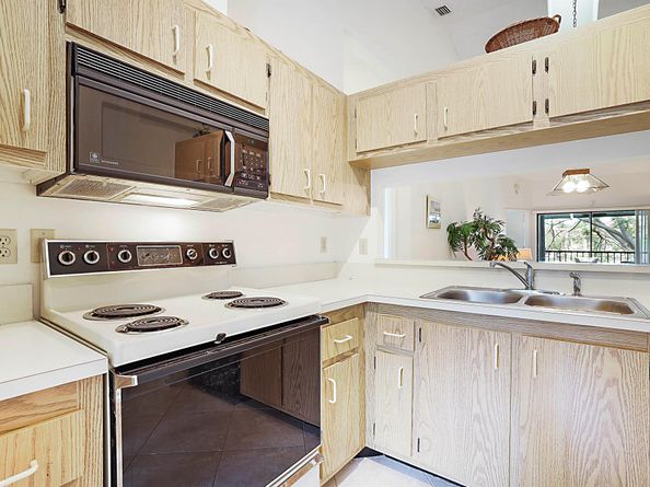 705 Harbour Pointe Way 705, Greenacres FL 33413