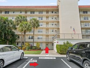 3871 Via Poinciana 104, Lake Worth FL 33467