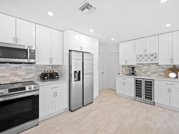 11569 Landing Place, North Palm Beach FL 33408