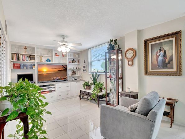 6461 NW 2nd Avenue 1160, Boca Raton FL 33487