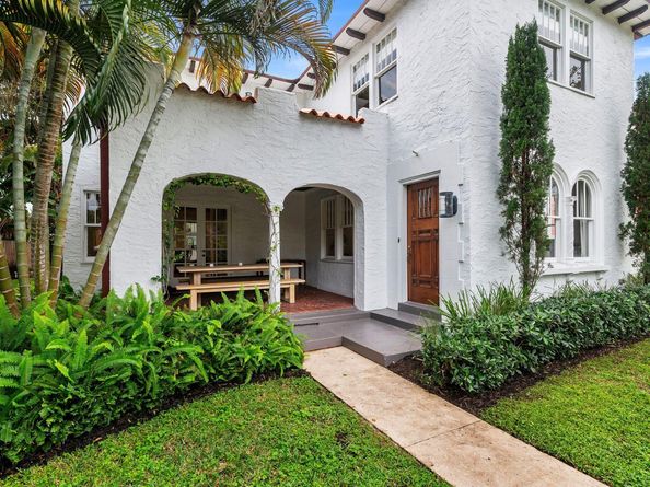 306 Marlborough Place, West Palm Beach FL 33405