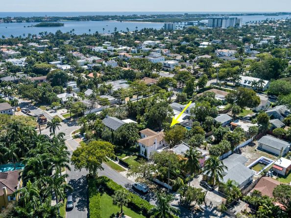 306 Marlborough Place, West Palm Beach FL 33405