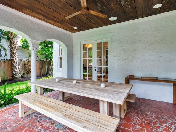 306 Marlborough Place, West Palm Beach FL 33405