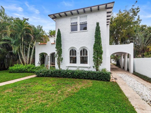 306 Marlborough Place, West Palm Beach FL 33405