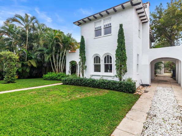 306 Marlborough Place, West Palm Beach FL 33405