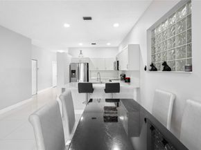 4812 NW 19th St, Coconut Creek FL 33063