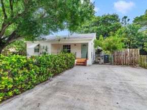 704 S Pine Street, Lake Worth Beach FL 33460