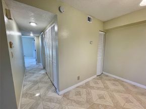 3013 N Oakland Forest Dr 108, Oakland Park FL 33309