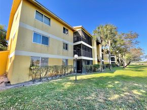 3013 N Oakland Forest Dr 108, Oakland Park FL 33309